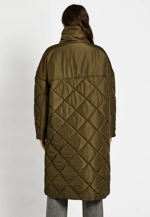 NORR Alma/q.jacket